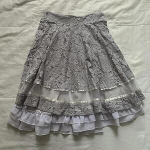 Axes Femme lavender Grey lace midi skirt ruffles Size medium